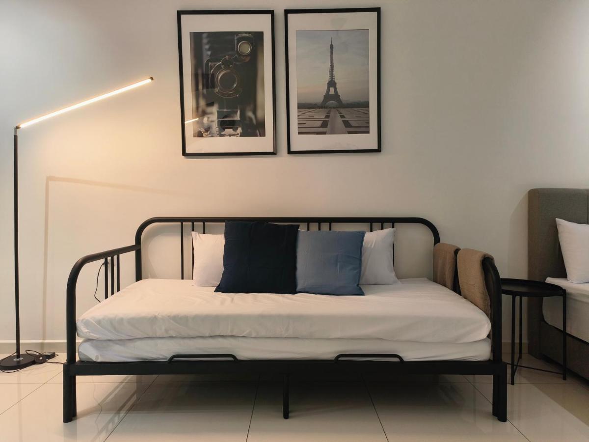 2Br Luxury Rooftop Swimming Pook Homestay@Georgetown@10Pax - 无敌美景两房民宿 Εξωτερικό φωτογραφία