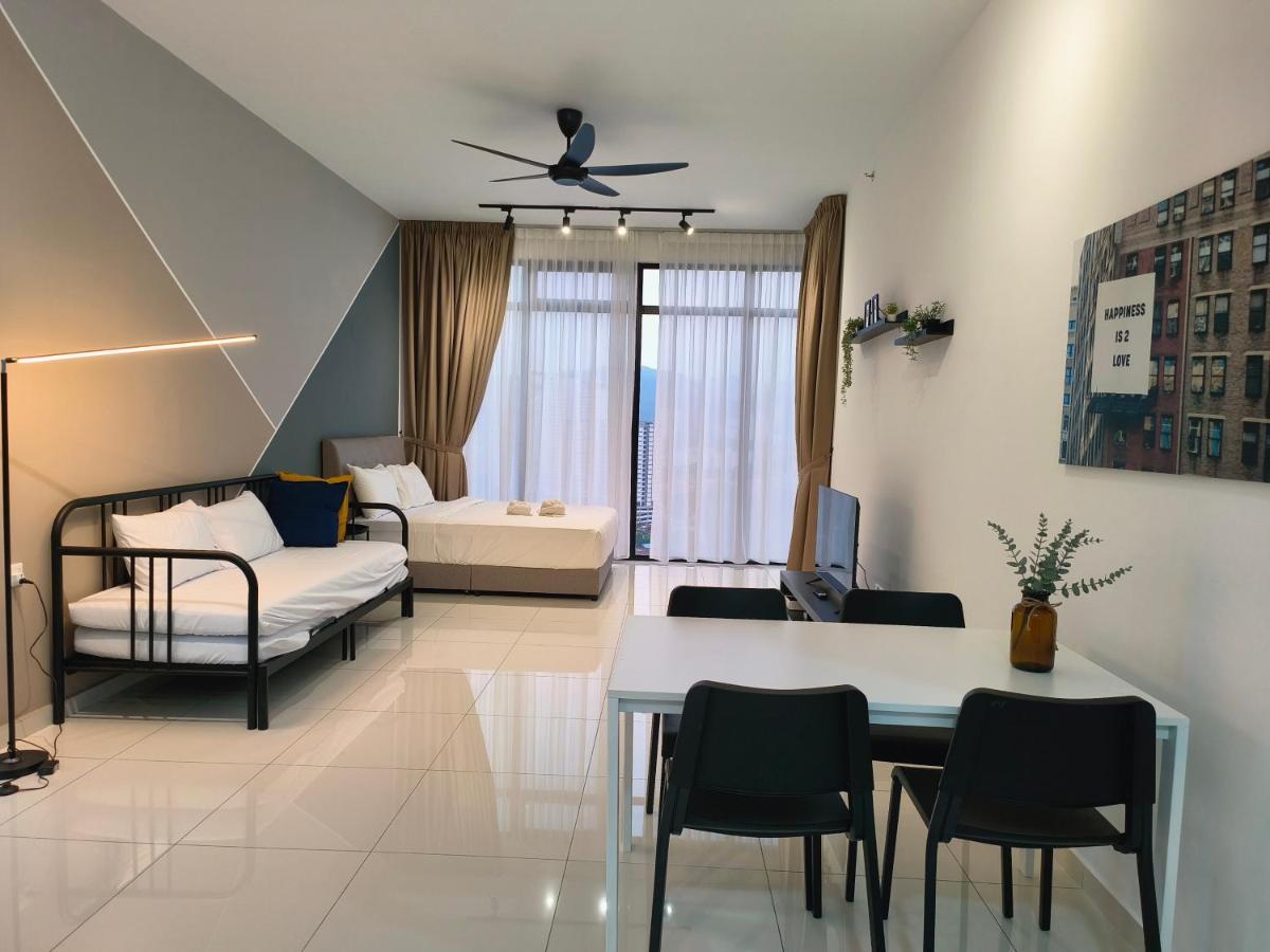 2Br Luxury Rooftop Swimming Pook Homestay@Georgetown@10Pax - 无敌美景两房民宿 Εξωτερικό φωτογραφία