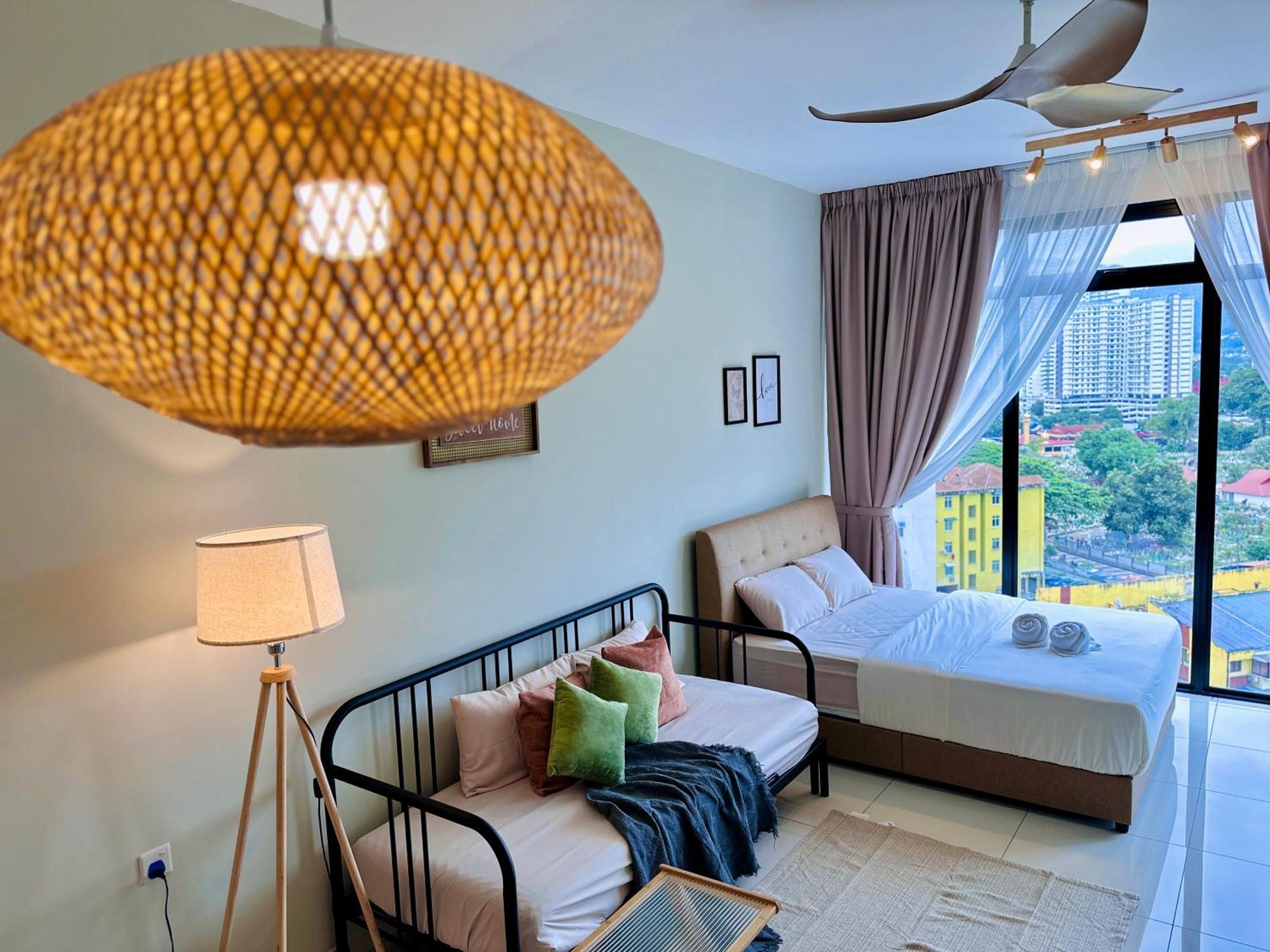 2Br Luxury Rooftop Swimming Pook Homestay@Georgetown@10Pax - 无敌美景两房民宿 Εξωτερικό φωτογραφία