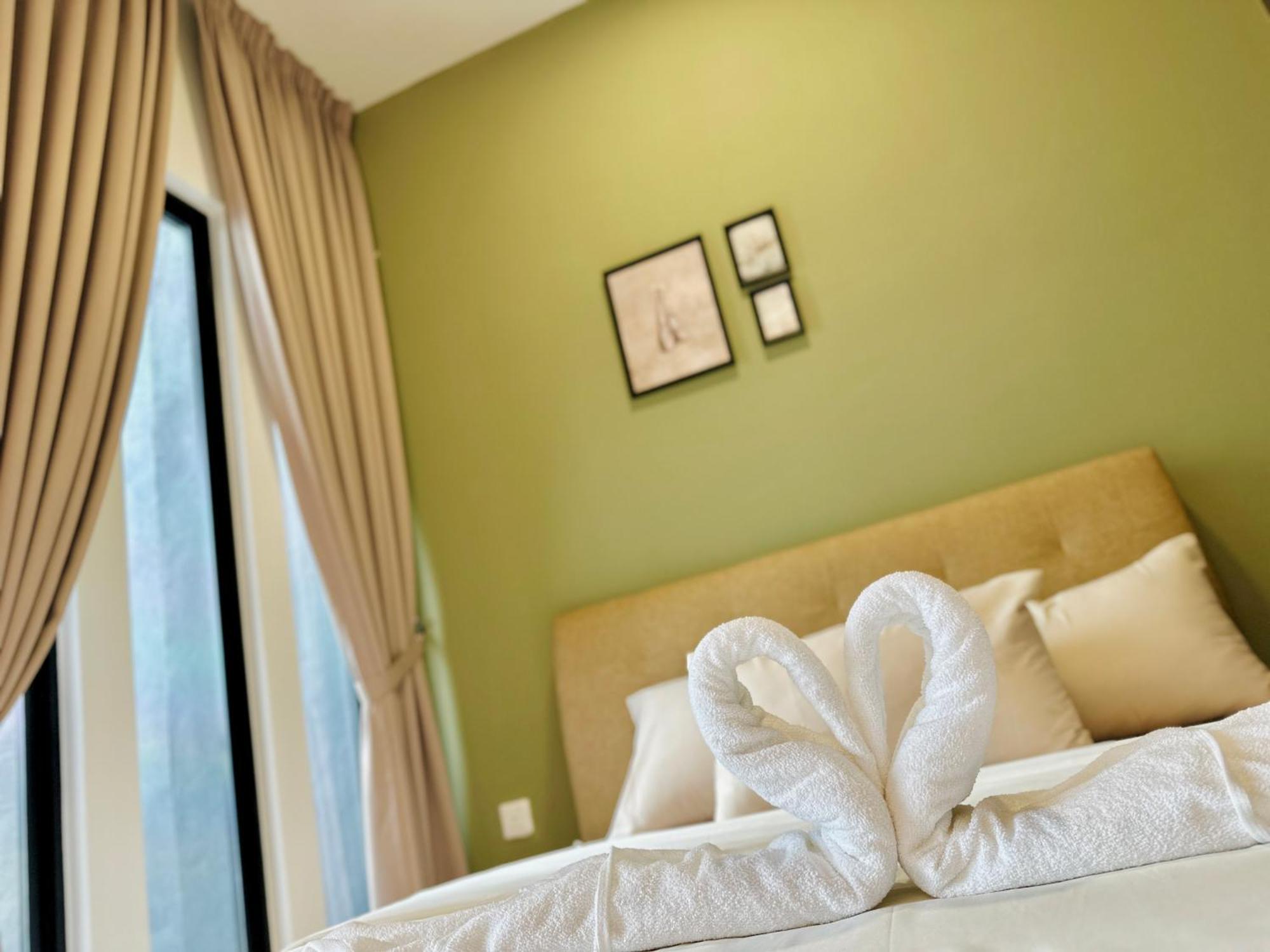 2Br Luxury Rooftop Swimming Pook Homestay@Georgetown@10Pax - 无敌美景两房民宿 Εξωτερικό φωτογραφία