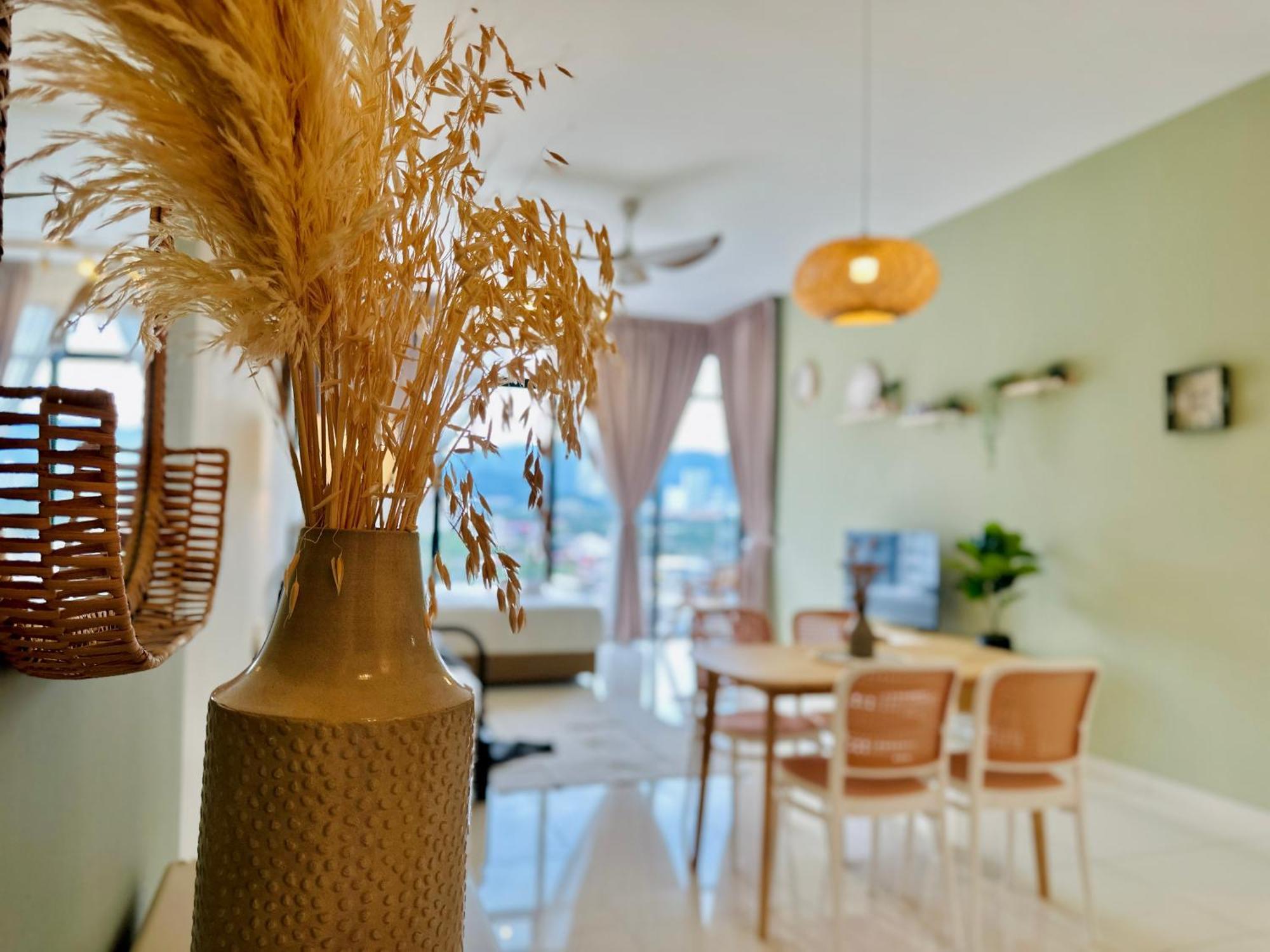 2Br Luxury Rooftop Swimming Pook Homestay@Georgetown@10Pax - 无敌美景两房民宿 Εξωτερικό φωτογραφία